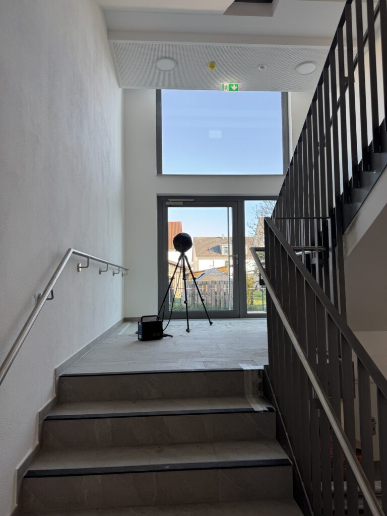 Grund- und Mittelschule Erfolding – Treppenhaus